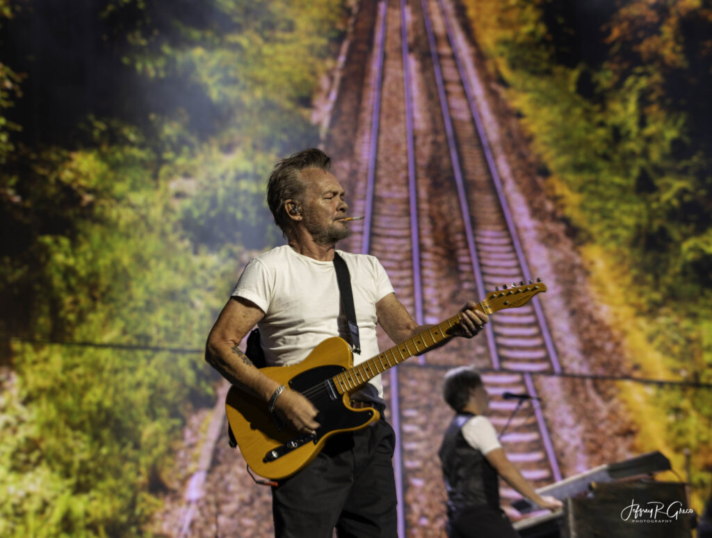 Live concert photography by Jeffrey R. Greco